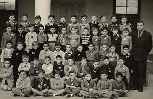 ECOLE JULES RENARD GARCONS 1950 CP M. BRUN
